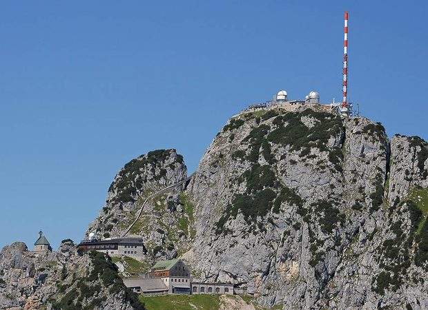 csm_antenna_wendelstein_01a3af08ce_1__940x627_620x450.jpg